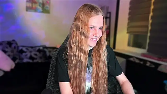 Chanel Gill online show from December 3, 5:22 pm