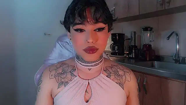 Snapshot of little_star_porn chatting on February 6, 5:09 pm little star porn online show from February 6, 5:09 pm