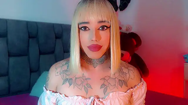 Snapshot of little_star_porn chatting on February 11, 10:26 am little star porn online show from February 11, 10:26 am