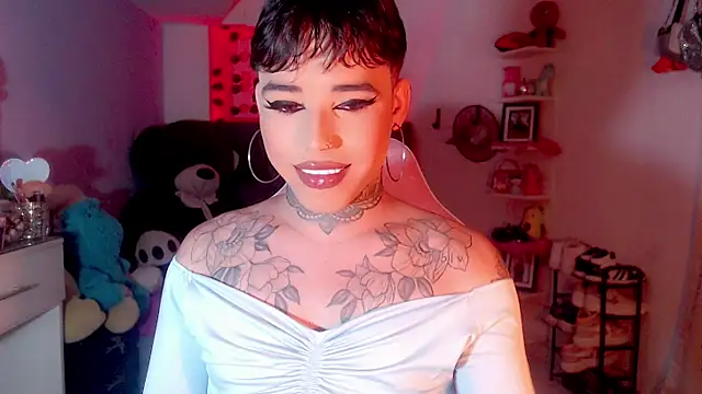 Snapshot of little_star_porn chatting on March 14, 12:07 pm little star porn online show from March 14, 12:07 pm