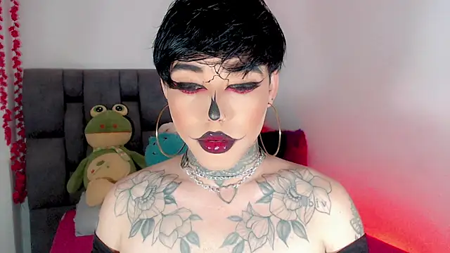 Snapshot of little_star_porn chatting on October 31, 4:52 pm little star porn online show from October 31, 4:52 pm