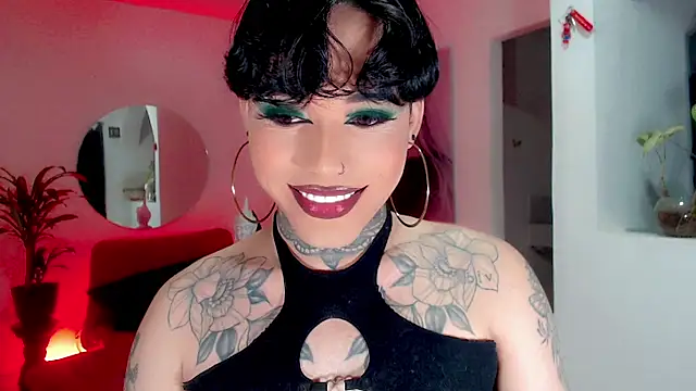 Snapshot of little_star_porn chatting on December 17, 12:27 am little star porn online show from December 17, 12:27 am