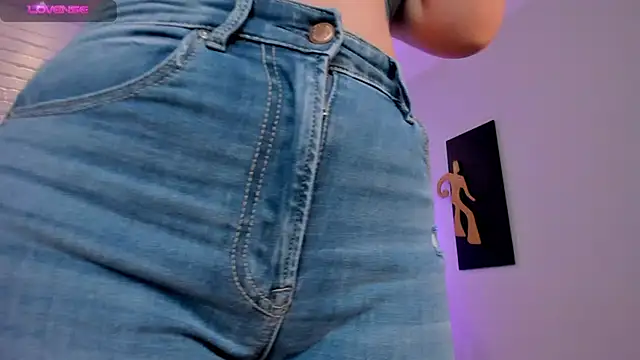 Snapshot of JennaOlsonX chatting on January 26, 4:51 pm JennaOlsonX online show from January 26, 4:51 pm