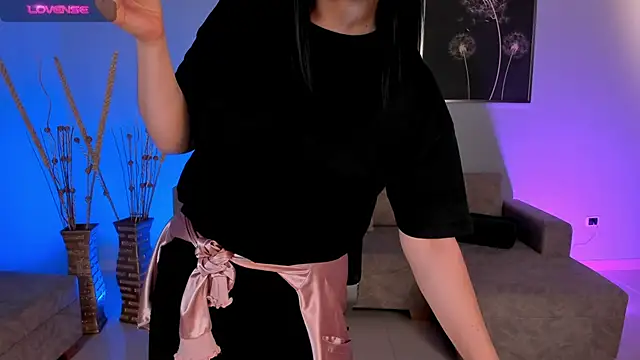 Snapshot of JennaOlsonX chatting on February 6, 10:48 am JennaOlsonX online show from February 6, 10:48 am