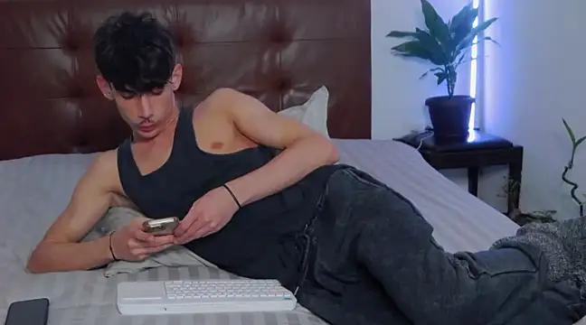 DanielCrush1 online show from February 22, 6:52 pm