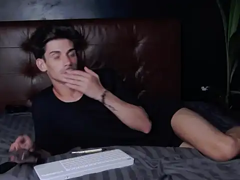 DanielCrush1 online show from September 20, 10:16 am