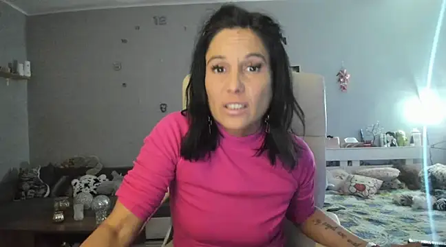 Snapshot of Orchideaxx chatting on January 17, 10:45 pm Orchideaxx online show from January 17, 10:45 pm