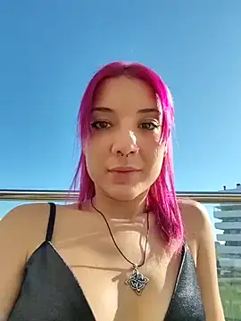 KarlaLuar  online show from December 21, 11:11 am