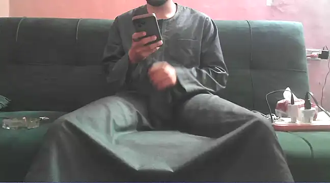 Snapshot of foxsanSs chatting on March 12, 11:01 pm foxsanSs online show from March 12, 11:01 pm