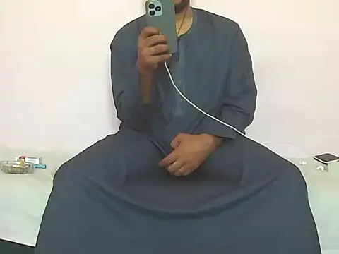 Snapshot of foxsanSs chatting on October 7, 10:12 am foxsanSs online show from October 7, 10:12 am