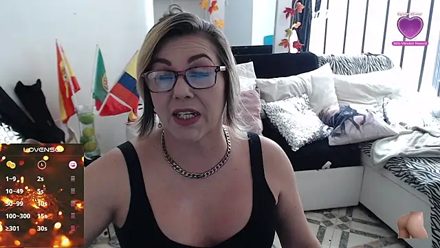 Myrnasexxx online show from February 7, 4:46 pm