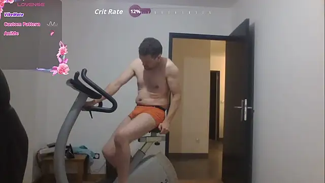 Snapshot of antoinepassion chatting on November 8, 6:51 pm antoinepassion online show from November 8, 6:51 pm