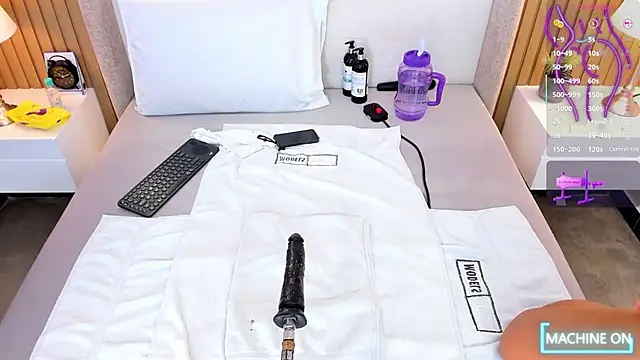 bounce katty online show from April 9, 8:36 pm