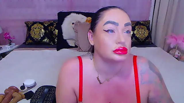 Snapshot of BustyVicky chatting on November 11, 8:42 pm BustyVicky online show from November 11, 8:42 pm