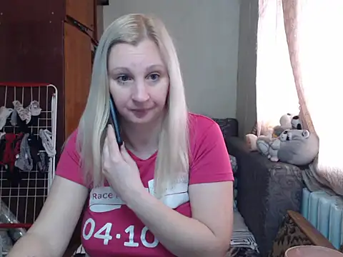 BustyBlond online show from January 19, 12:39 pm