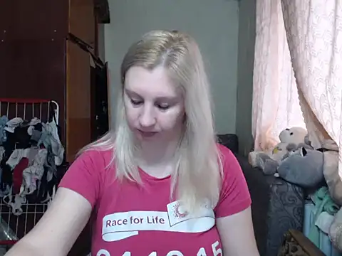 BustyBlond online show from January 27, 6:30 am