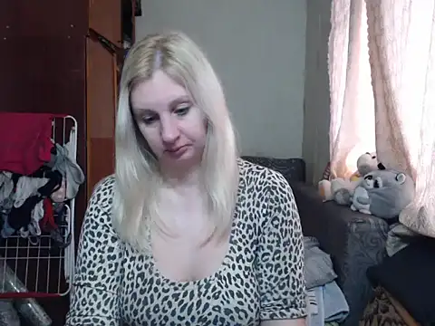 BustyBlond online show from January 29, 12:13 pm