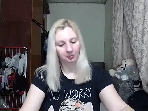 BustyBlond online show from February 10, 3:53 pm