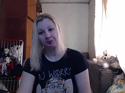 BustyBlond online show from February 11, 6:08 am