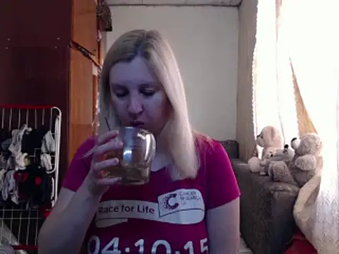 BustyBlond online show from February 13, 5:48 am