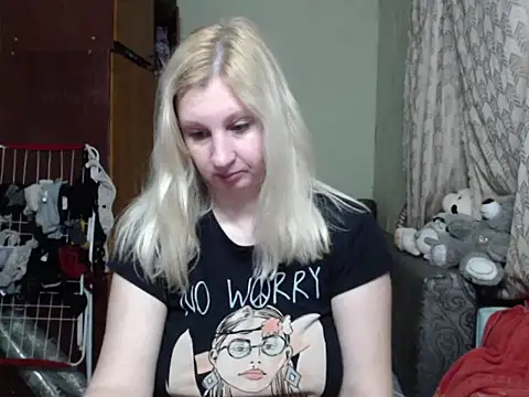 BustyBlond online show from March 19, 6:01 pm