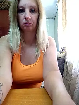 BustyBlond online show from September 14, 9:19 am