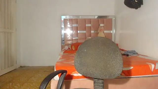 Kristal Cox1 online show from February 1, 11:21 am