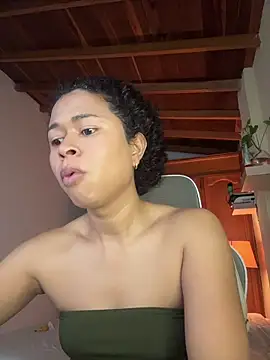 GabriSaenz online show from March 27, 1:22 pm