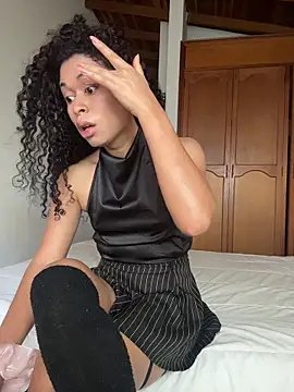 GabriSaenz online show from April 4, 12:46 pm