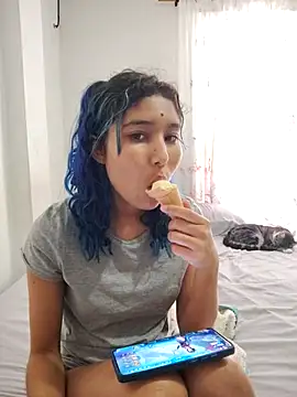 SAT--SU U online show from November 28, 8:11 pm