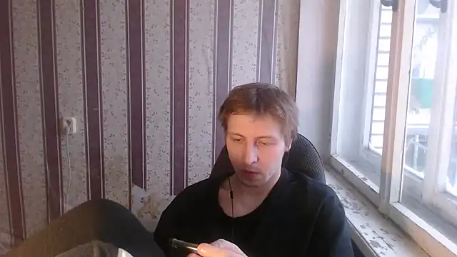 darienlarge online show from February 18, 2:27 pm