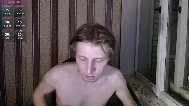 darienlarge online show from February 19, 2:44 am