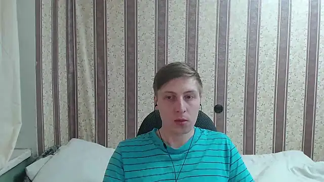 darienlarge online show from March 23, 1:42 am