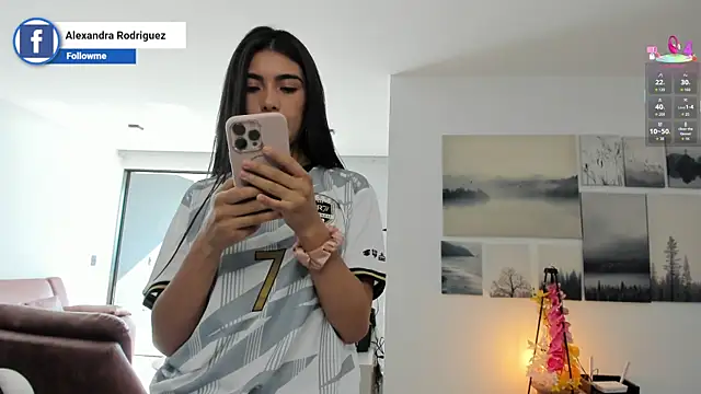 Snapshot of Alexandra_ra chatting on July 2, 9:10 pm Alexandra ra online show from July 2, 9:10 pm