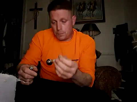 curiouscock38 online show from April 24, 7:33 am