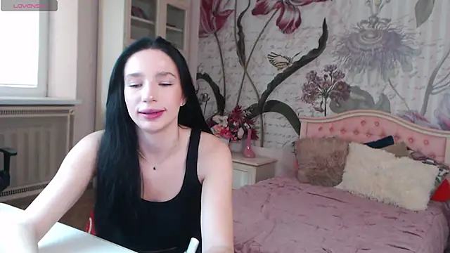 AliciaBow online show from September 24, 1:03 pm