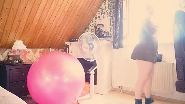 TessaWinter online show from September 15, 2:39 pm