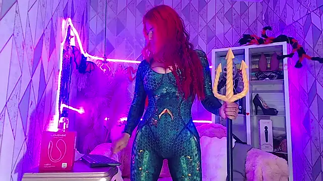 Snapshot of AsheyBaker chatting on October 31, 10:16 am AsheyBaker online show from October 31, 10:16 am