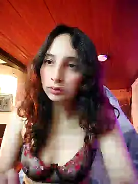 Snapshot of _Laary chatting on December 17, 9:05 pm  Laary online show from December 17, 9:05 pm