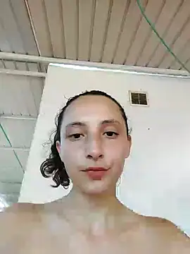 Snapshot of _Laary chatting on December 31, 8:23 pm  Laary online show from December 31, 8:23 pm