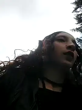 Snapshot of _Laary chatting on January 14, 7:43 pm  Laary online show from January 14, 7:43 pm