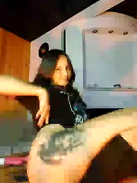 Snapshot of _Laary chatting on January 17, 8:55 pm  Laary online show from January 17, 8:55 pm