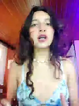 Snapshot of _Laary chatting on February 6, 8:56 pm  Laary online show from February 6, 8:56 pm