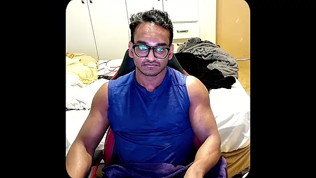 Theothermofo1 online show from August 3, 10:57 pm