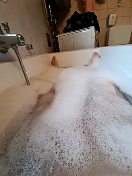 toeloverlive online show from October 6, 8:34 am