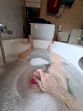 toeloverlive online show from March 4, 8:53 am