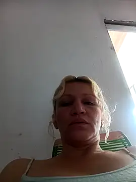 Snapshot of Nicolle_Milf chatting on March 8, 7:53 pm Nicolle Milf online show from March 8, 7:53 pm