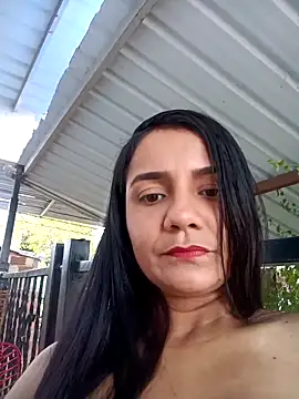 Snapshot of Nicolle_Milf chatting on September 23, 6:44 pm Nicolle Milf online show from September 23, 6:44 pm