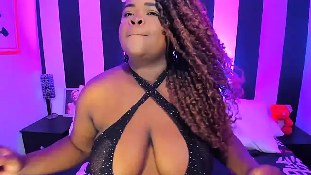 Snapshot of YeminaLeman chatting on March 7, 6:11 pm YeminaLeman online show from March 7, 6:11 pm