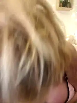 phrynaxh online show from December 12, 4:43 pm